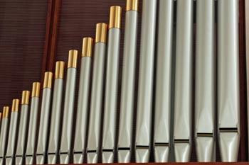 Close up of organ pipes on the right side